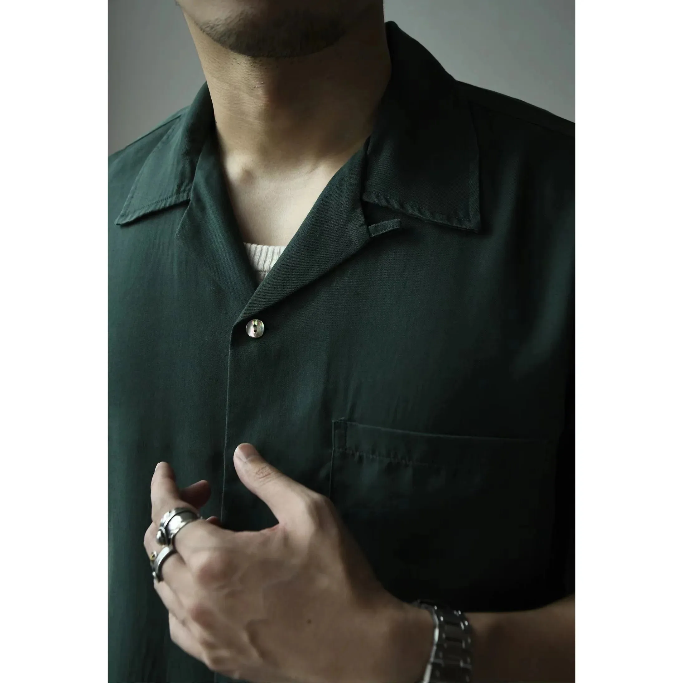 Men's Aloha Shirt Short Sleeves Beach Casual Shirt - Solid Color
